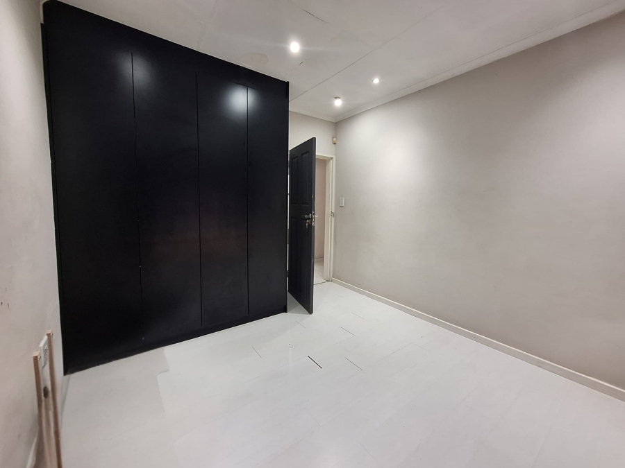 4 Bedroom Property for Sale in Shalimar Ridge Gauteng