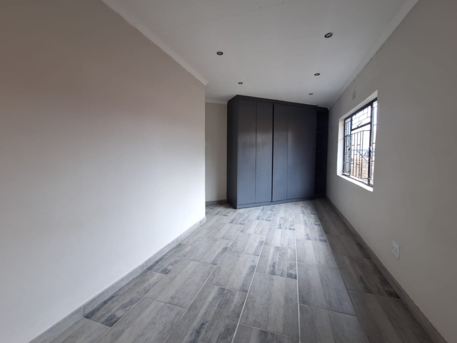 4 Bedroom Property for Sale in Shalimar Ridge Gauteng