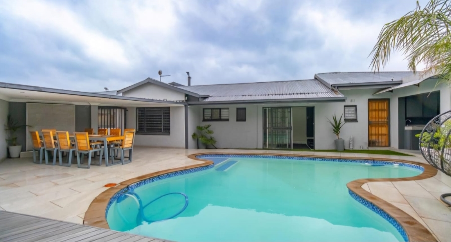 4 Bedroom Property for Sale in Shalimar Ridge Gauteng