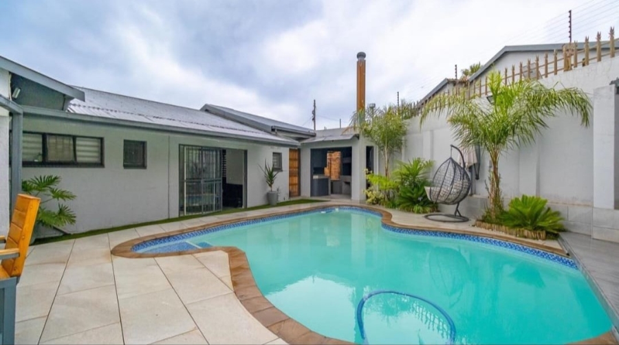 4 Bedroom Property for Sale in Shalimar Ridge Gauteng