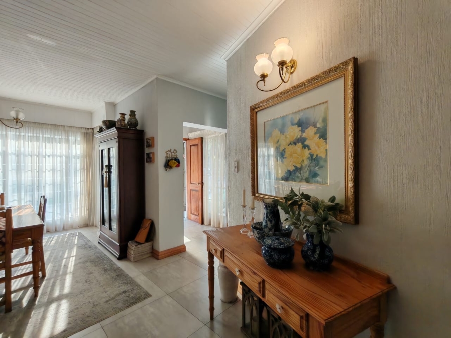 4 Bedroom Property for Sale in Three Rivers East Gauteng