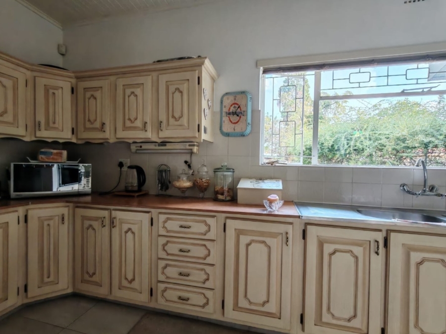 4 Bedroom Property for Sale in Three Rivers East Gauteng