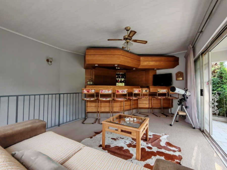 4 Bedroom Property for Sale in Three Rivers East Gauteng