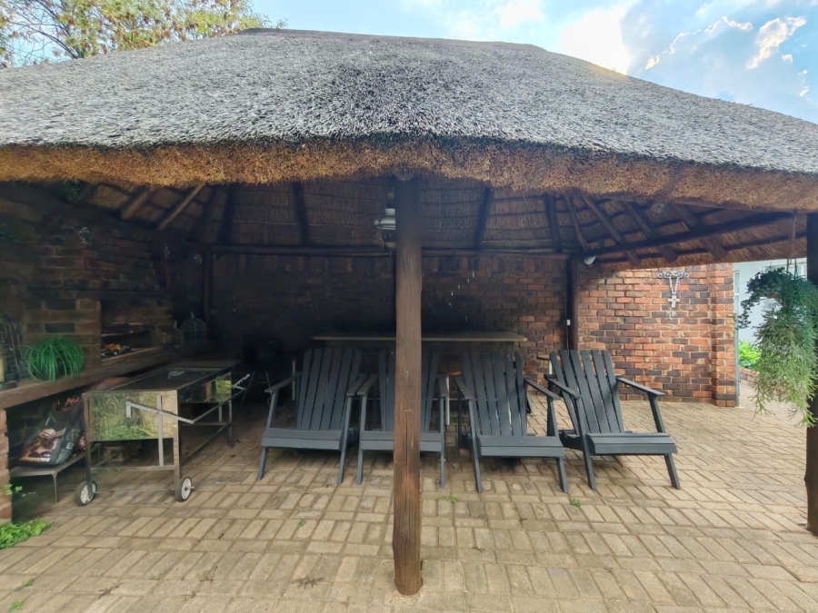 4 Bedroom Property for Sale in Three Rivers East Gauteng