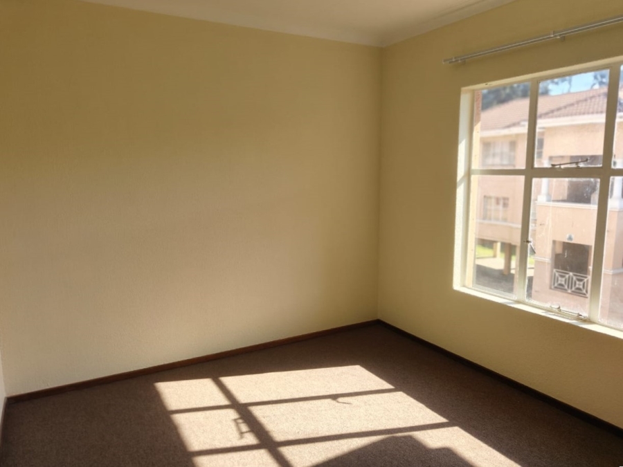 2 Bedroom Property for Sale in Three Rivers Proper Gauteng