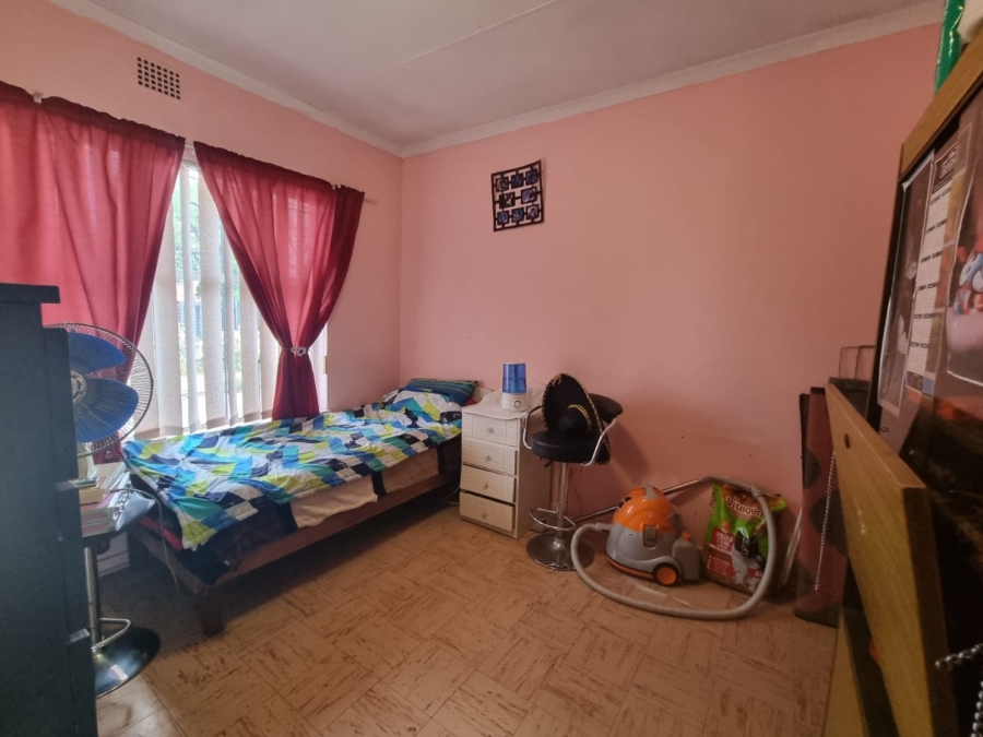 3 Bedroom Property for Sale in Vanderbijlpark SE 6 Gauteng