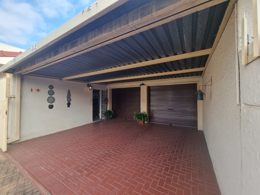 3 Bedroom Property for Sale in Three Rivers Gauteng