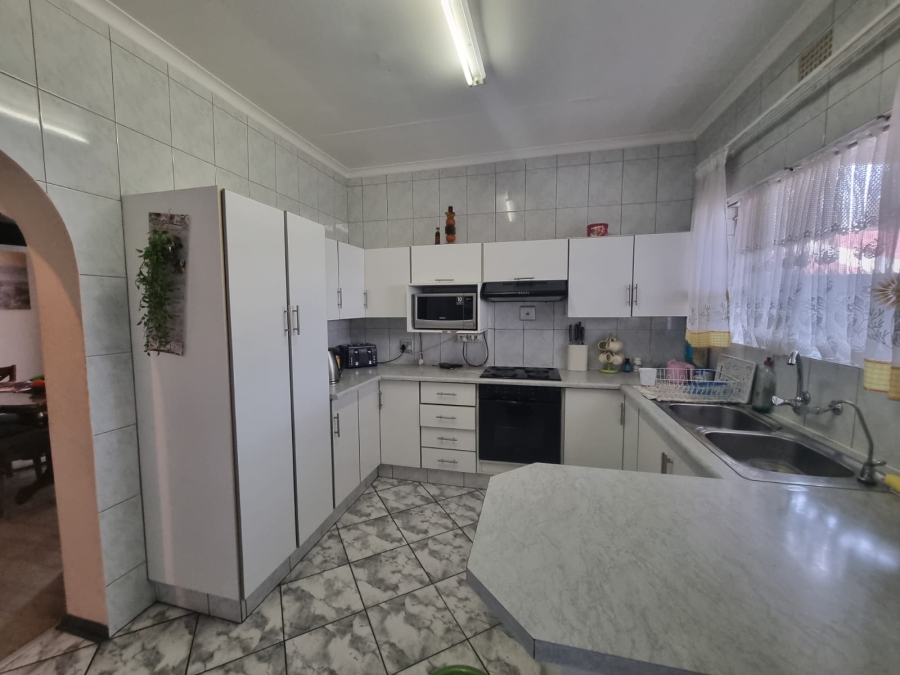 3 Bedroom Property for Sale in Three Rivers Gauteng