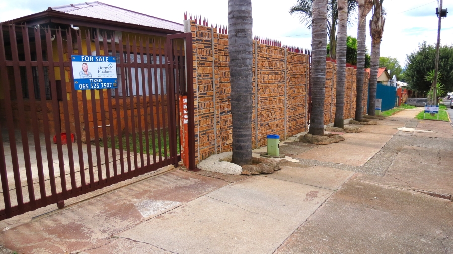 4 Bedroom Property for Sale in Krugersdorp West Gauteng