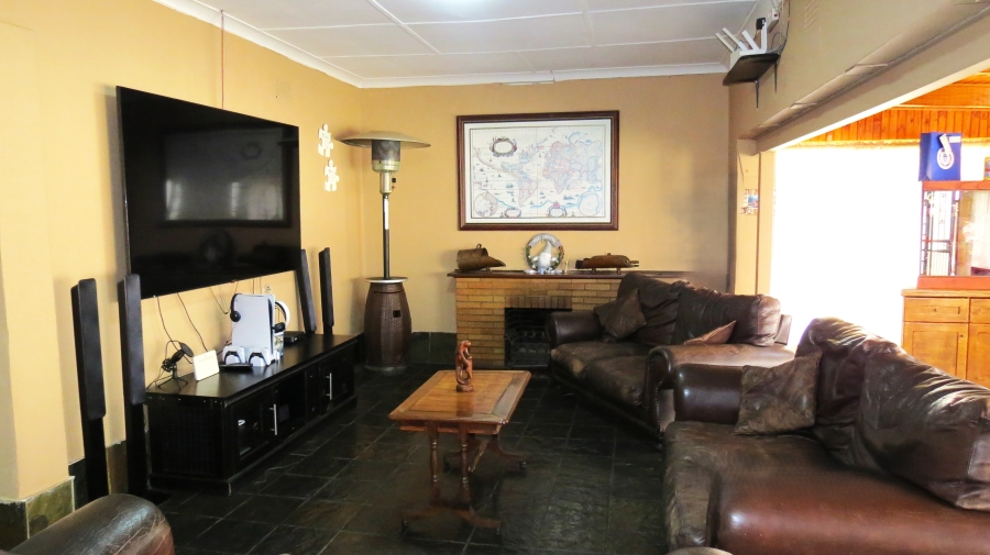 4 Bedroom Property for Sale in Krugersdorp West Gauteng