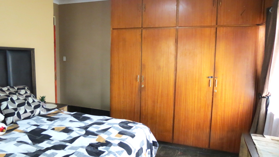 4 Bedroom Property for Sale in Krugersdorp West Gauteng
