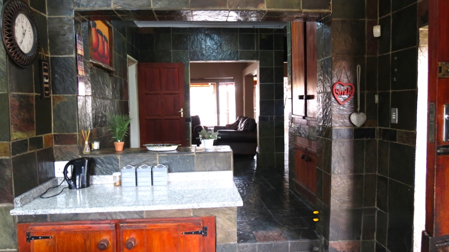 4 Bedroom Property for Sale in Krugersdorp West Gauteng