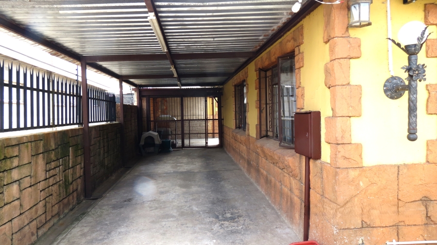 4 Bedroom Property for Sale in Krugersdorp West Gauteng