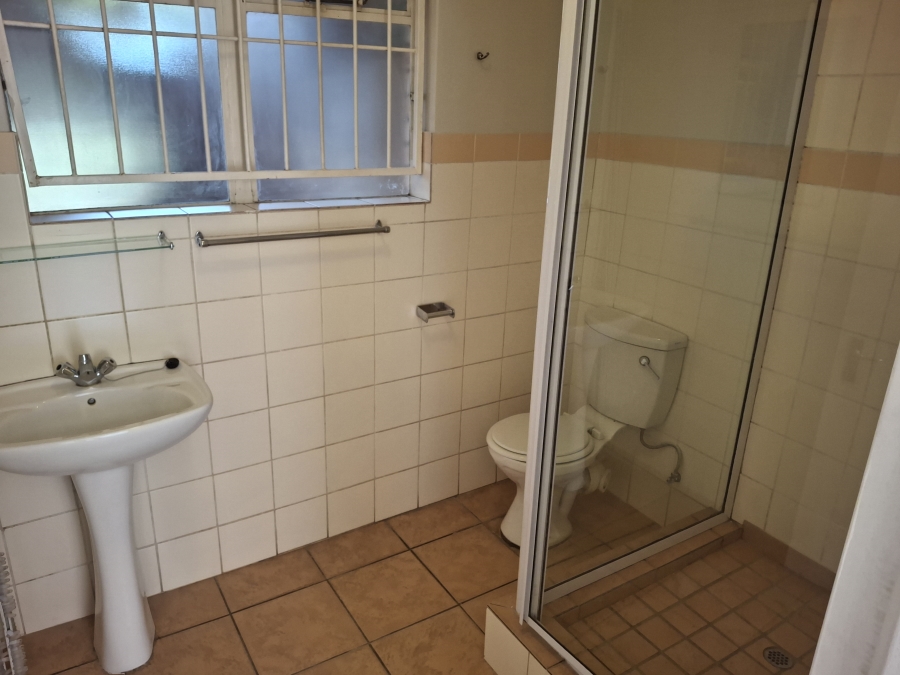 2 Bedroom Property for Sale in Die Wilgers Gauteng