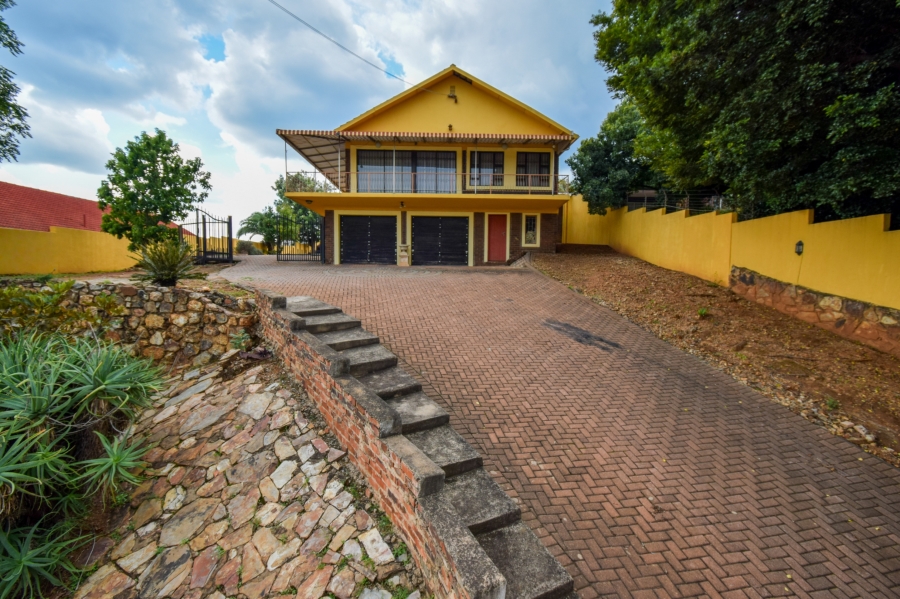 4 Bedroom Property for Sale in Waterkloof Ridge Gauteng