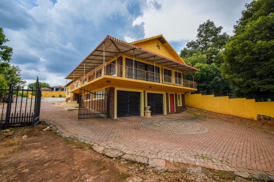 4 Bedroom Property for Sale in Waterkloof Ridge Gauteng