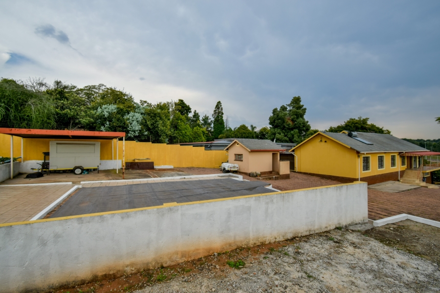 4 Bedroom Property for Sale in Waterkloof Ridge Gauteng