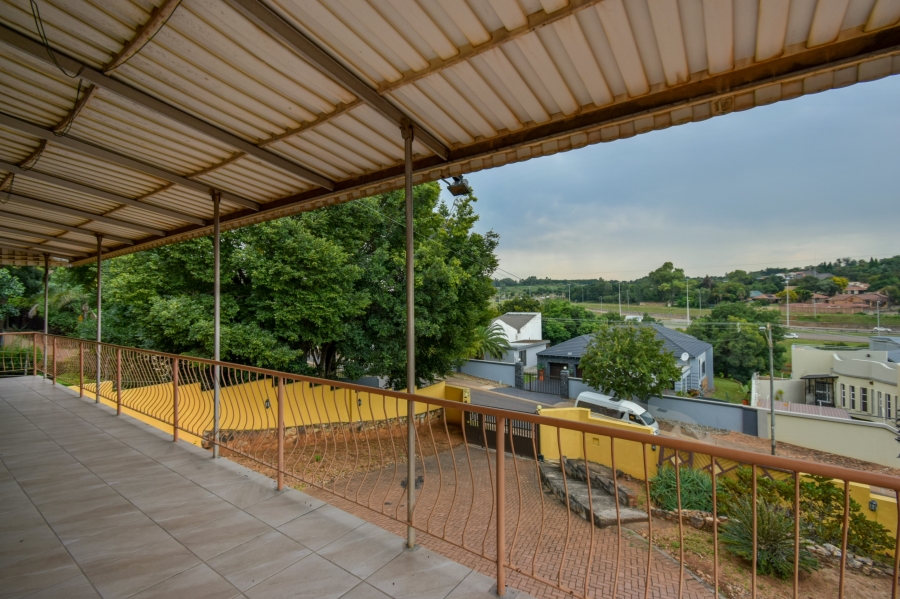 4 Bedroom Property for Sale in Waterkloof Ridge Gauteng