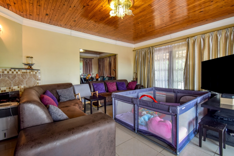 4 Bedroom Property for Sale in Waterkloof Ridge Gauteng