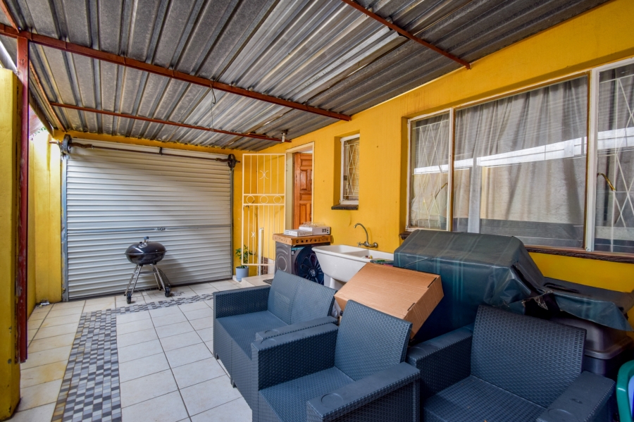 4 Bedroom Property for Sale in Waterkloof Ridge Gauteng