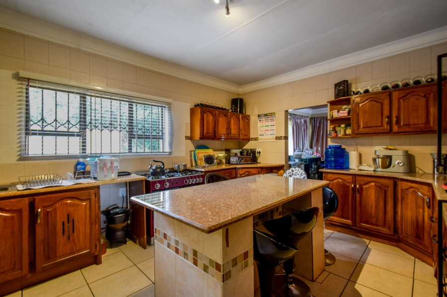 4 Bedroom Property for Sale in Waterkloof Ridge Gauteng
