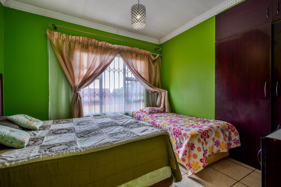 4 Bedroom Property for Sale in Waterkloof Ridge Gauteng