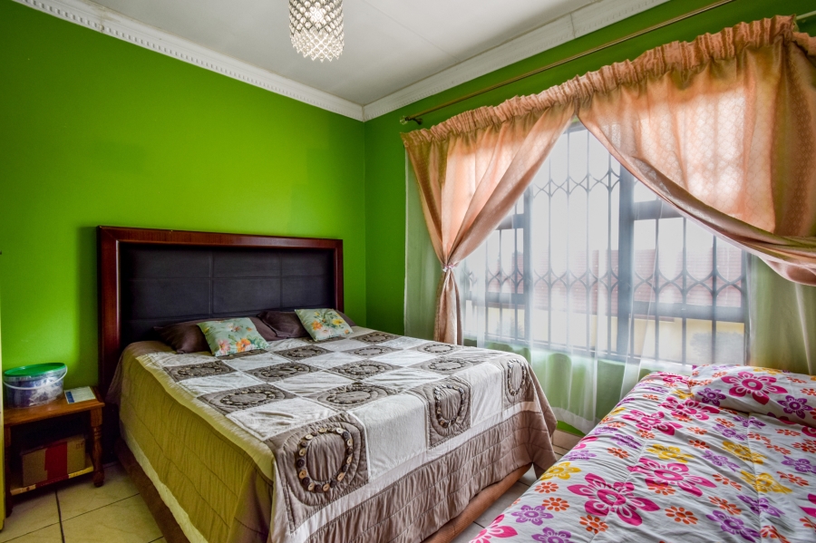 4 Bedroom Property for Sale in Waterkloof Ridge Gauteng