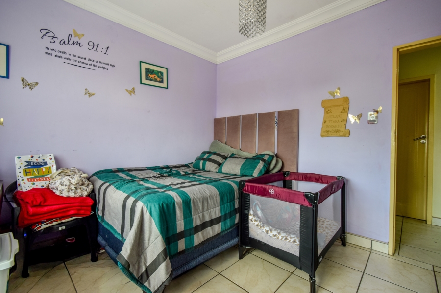 4 Bedroom Property for Sale in Waterkloof Ridge Gauteng