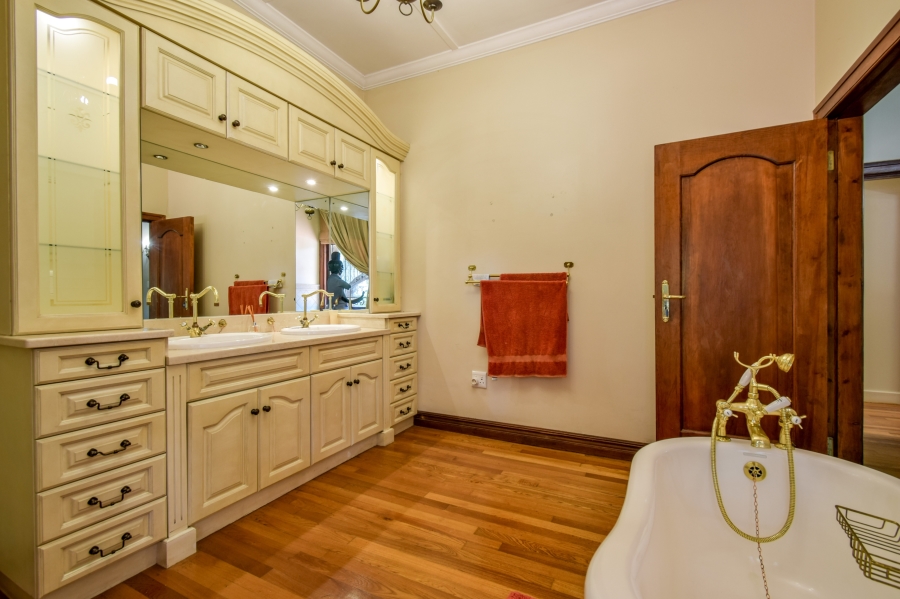 4 Bedroom Property for Sale in Brooklyn Gauteng