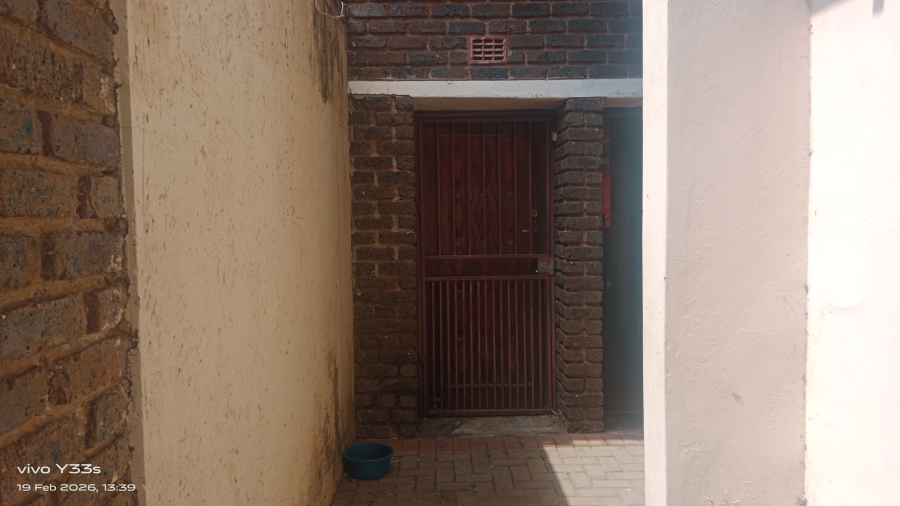 2 Bedroom Property for Sale in Sonland Park Gauteng