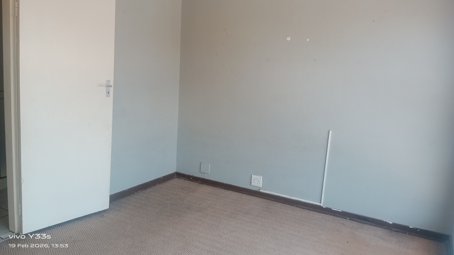 2 Bedroom Property for Sale in Sonland Park Gauteng