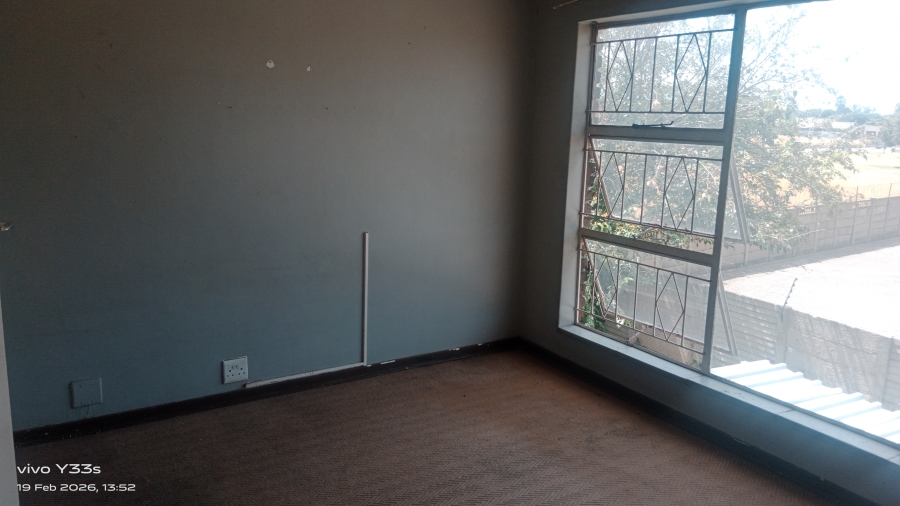 2 Bedroom Property for Sale in Sonland Park Gauteng