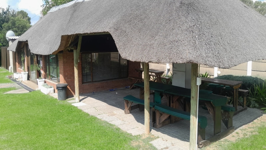 8 Bedroom Property for Sale in Bedworth Park Gauteng