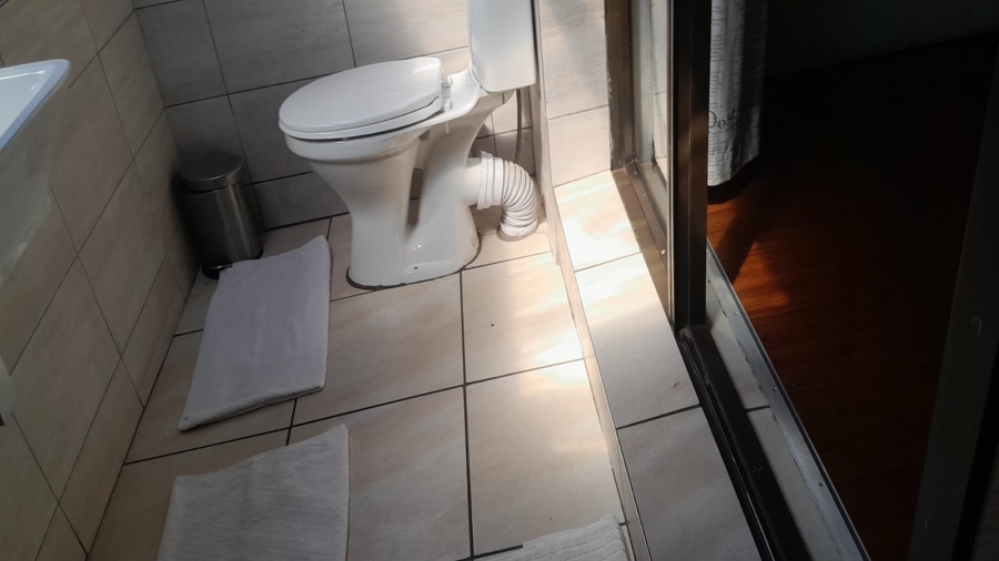 8 Bedroom Property for Sale in Bedworth Park Gauteng