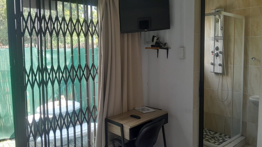 8 Bedroom Property for Sale in Bedworth Park Gauteng