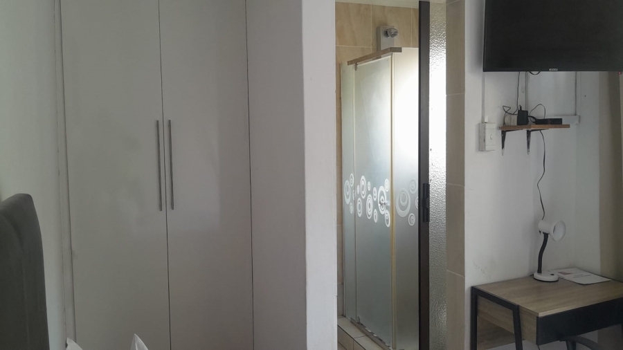 8 Bedroom Property for Sale in Bedworth Park Gauteng