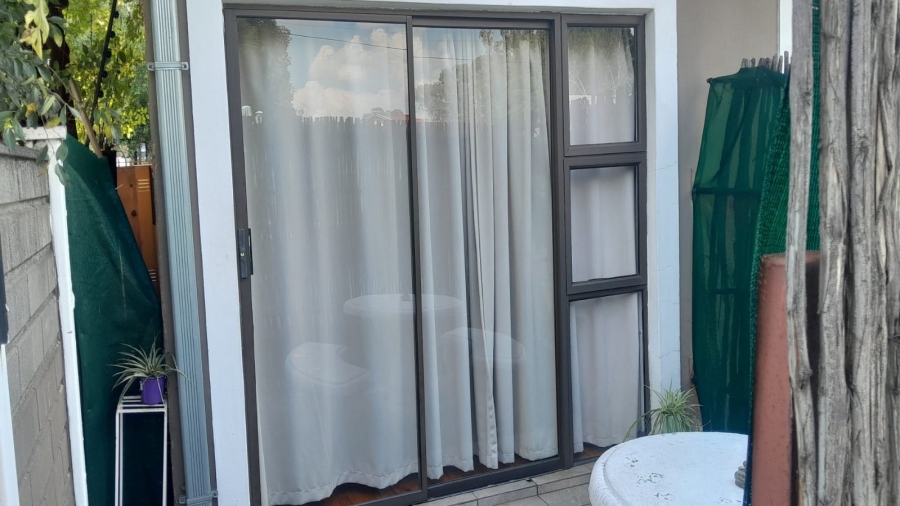 8 Bedroom Property for Sale in Bedworth Park Gauteng