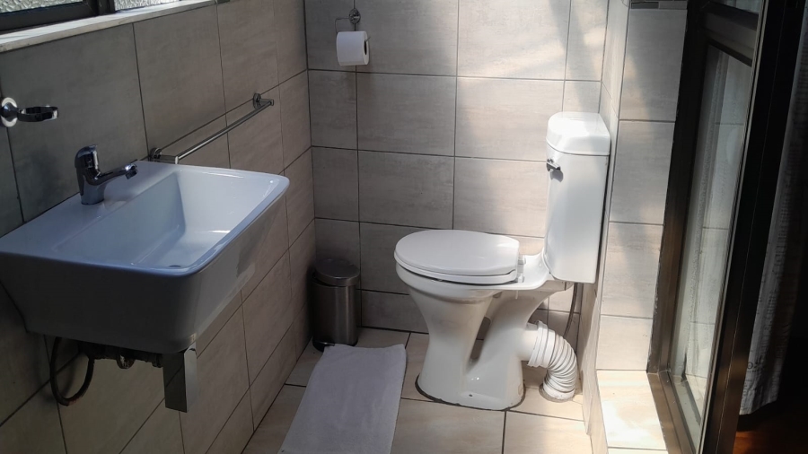 8 Bedroom Property for Sale in Bedworth Park Gauteng