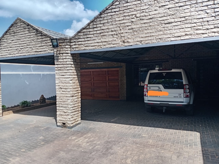 3 Bedroom Property for Sale in Vanderbijlpark Sw 2 Gauteng