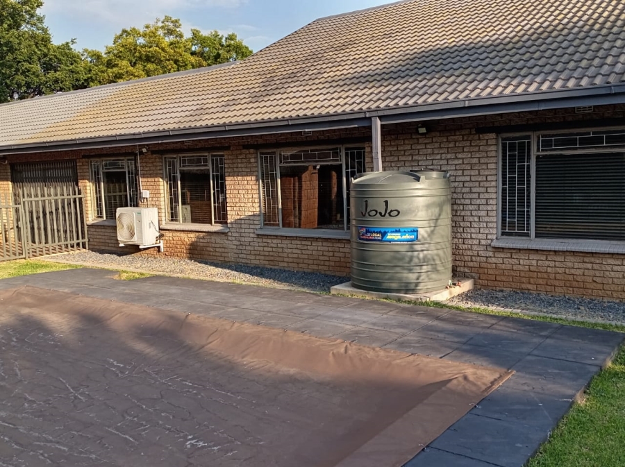3 Bedroom Property for Sale in Vanderbijlpark Sw 2 Gauteng