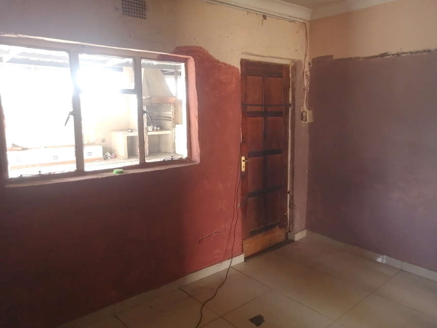 4 Bedroom Property for Sale in Makula Gauteng
