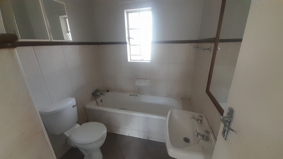2 Bedroom Property for Sale in Olympus AH Gauteng