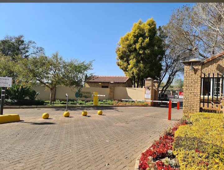 2 Bedroom Property for Sale in Olympus AH Gauteng