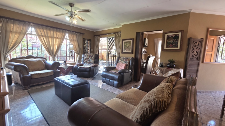 3 Bedroom Property for Sale in Magalieskruin Gauteng