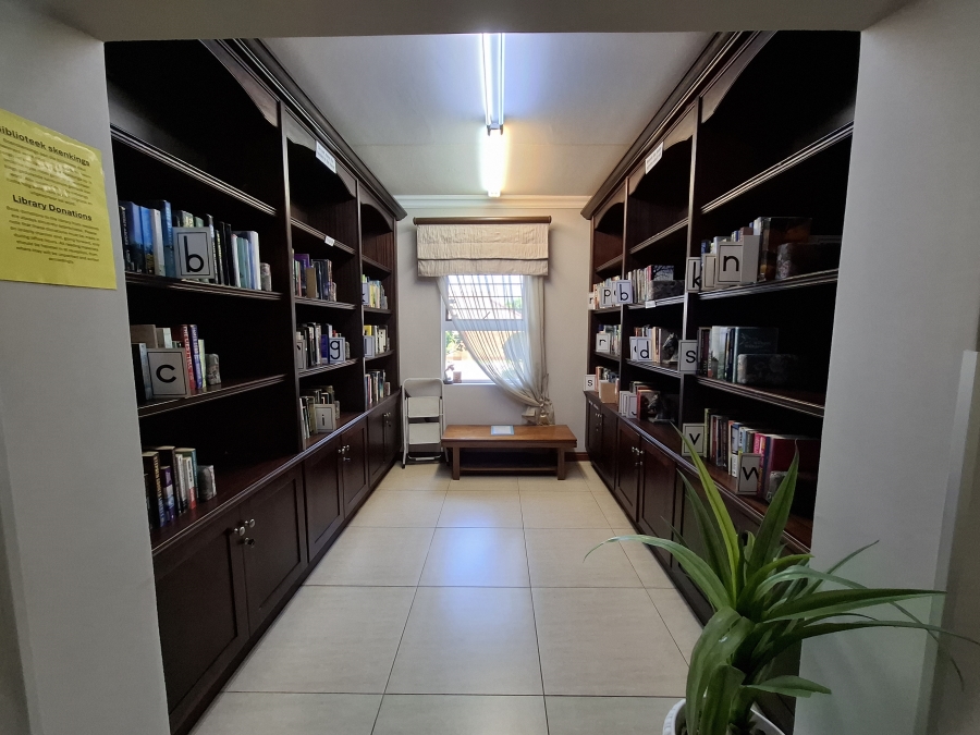 2 Bedroom Property for Sale in Equestria Gauteng