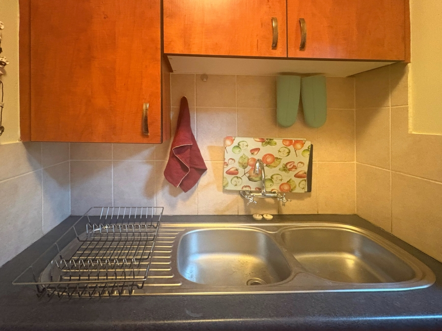 2 Bedroom Property for Sale in Sinoville Gauteng