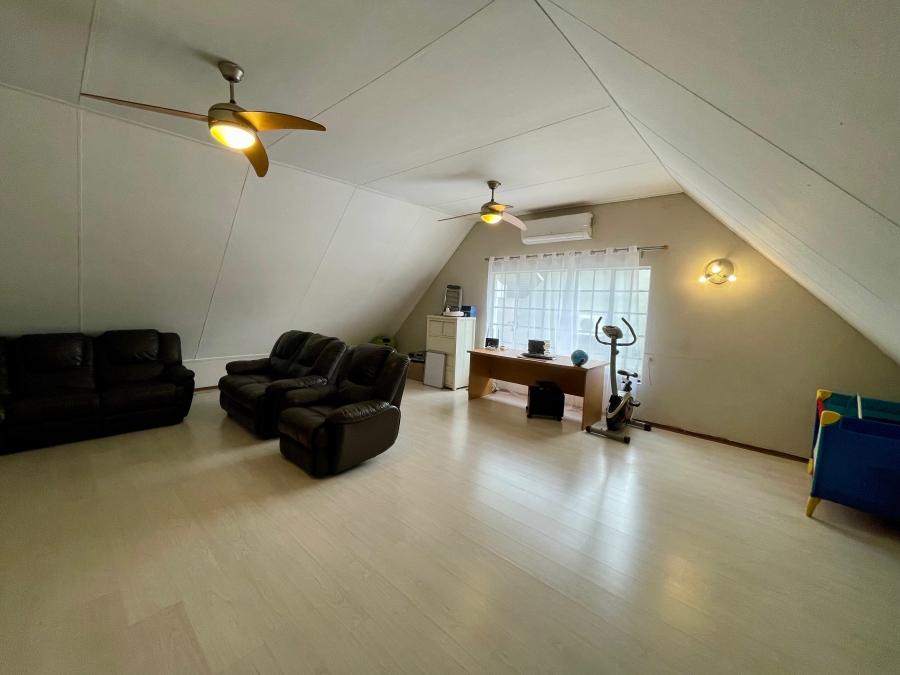 3 Bedroom Property for Sale in Faerie Glen Gauteng