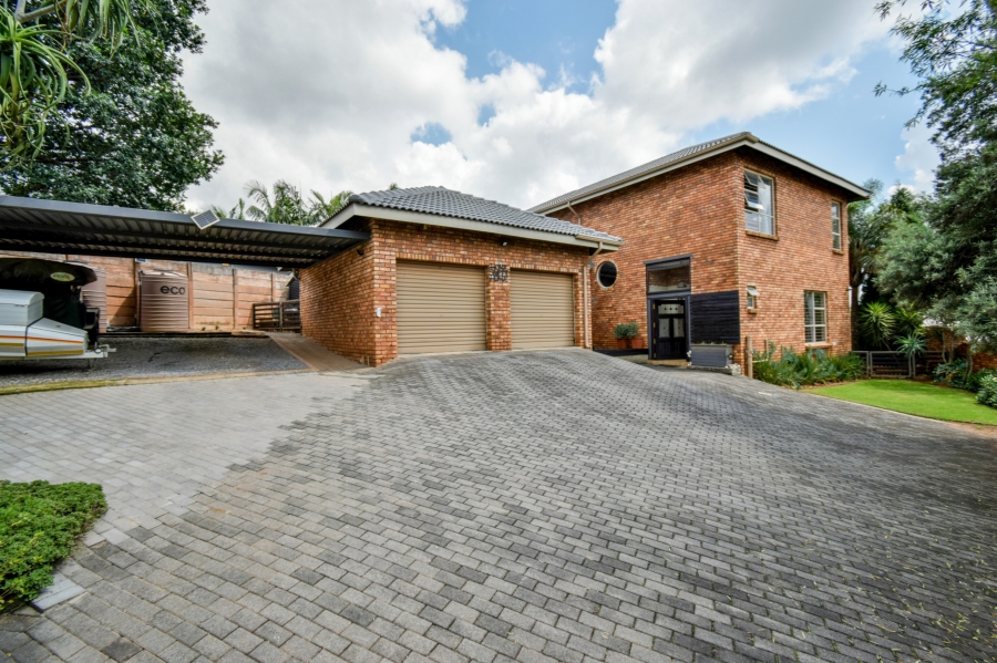 4 Bedroom Property for Sale in Moreleta Park Gauteng