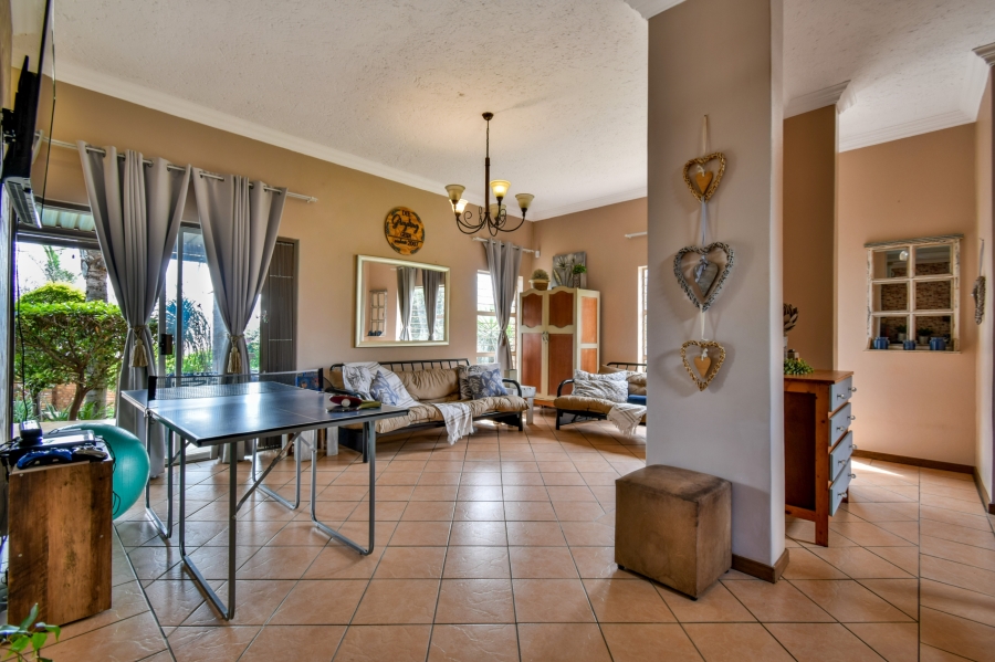 4 Bedroom Property for Sale in Moreleta Park Gauteng