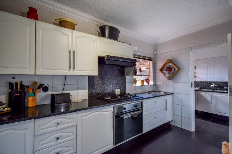 4 Bedroom Property for Sale in Moreleta Park Gauteng